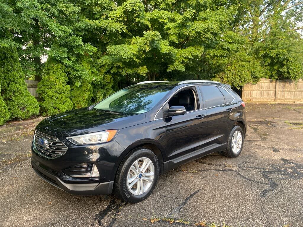 2019 FORD Edge