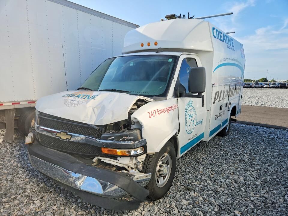 2020 CHEVROLET Express