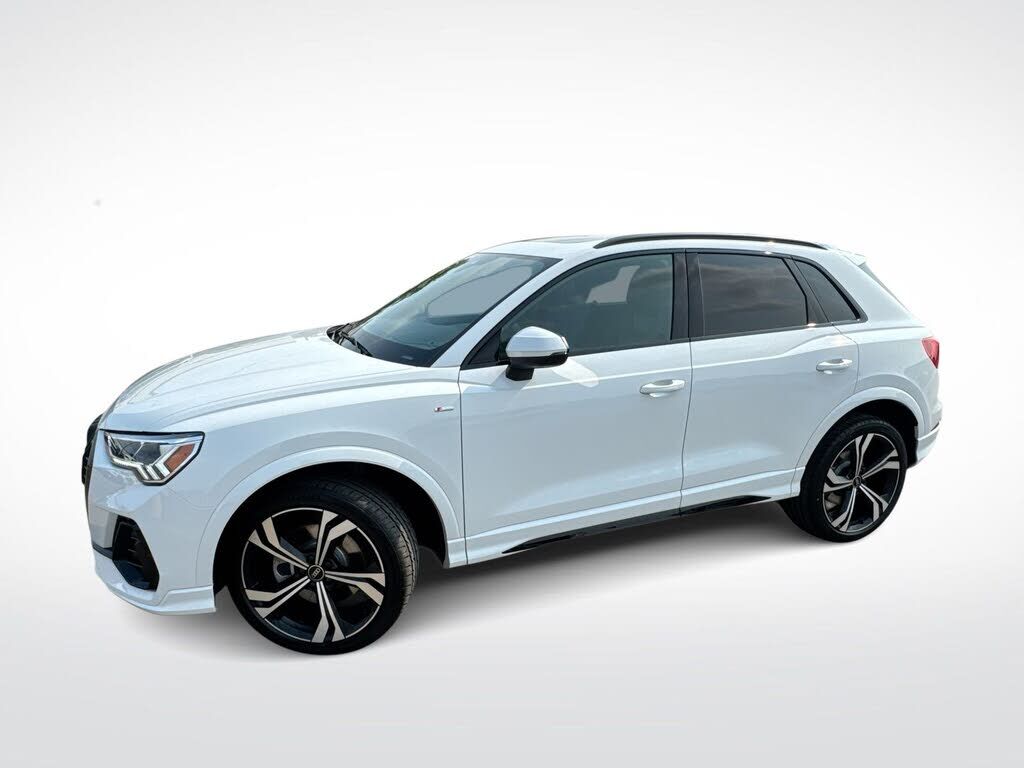 2023 AUDI Q3