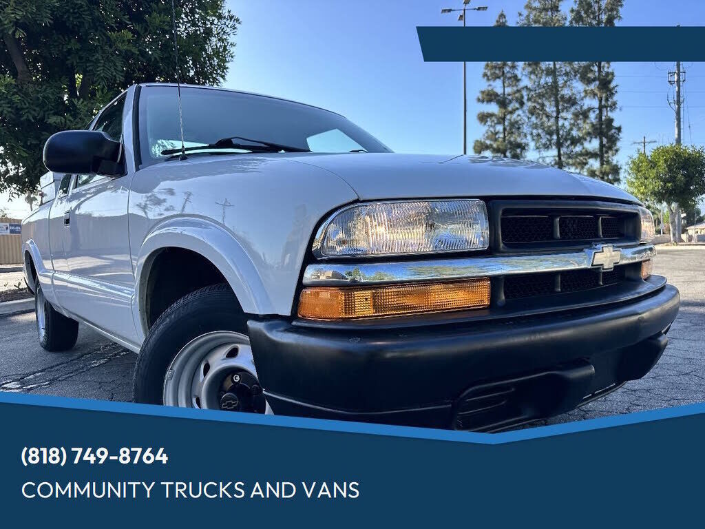 2002 CHEVROLET S-10 Pickup