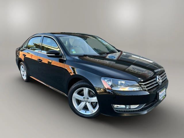 2015 VOLKSWAGEN Passat