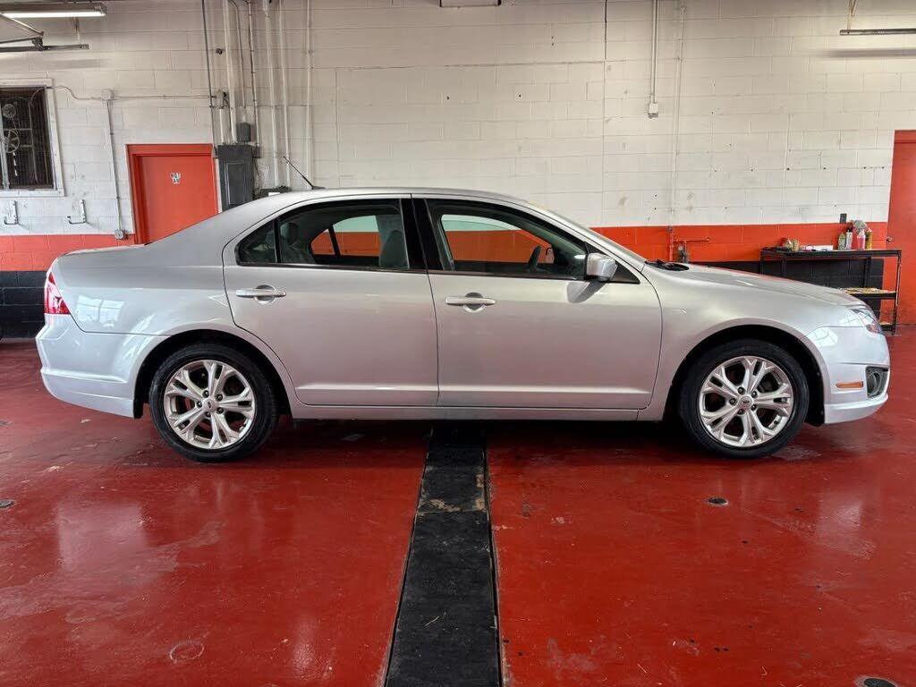 2012 FORD Fusion