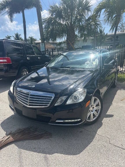 2013 MERCEDES-BENZ E-Class
