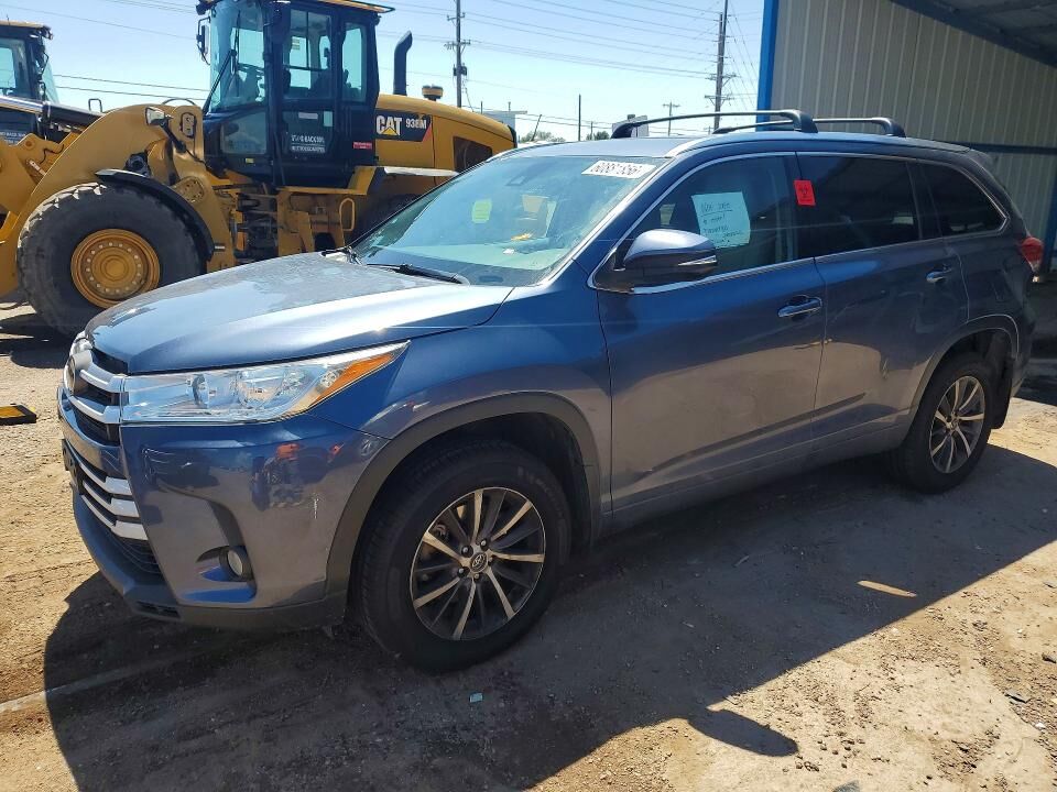 2018 TOYOTA Highlander