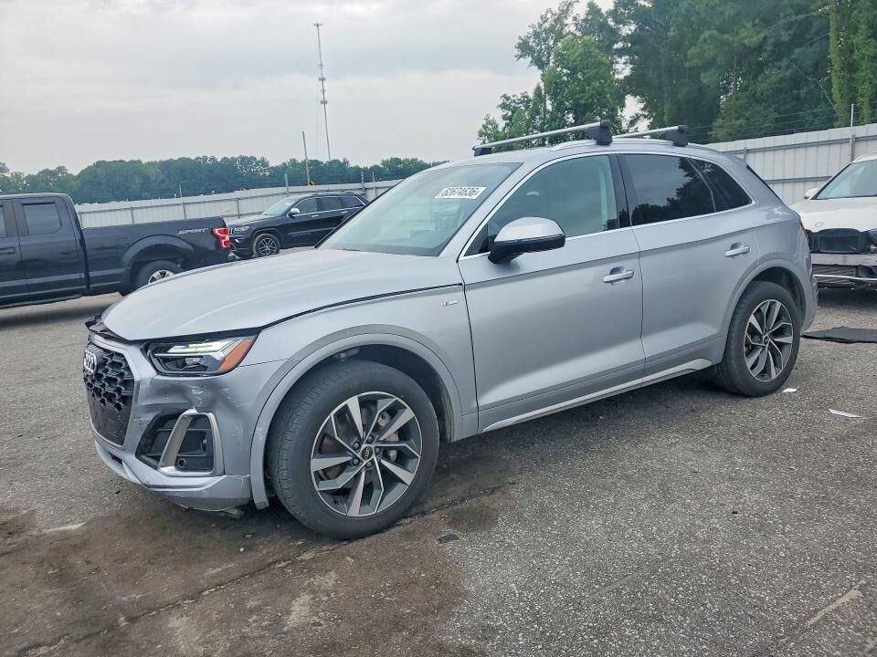 2022 AUDI Q5