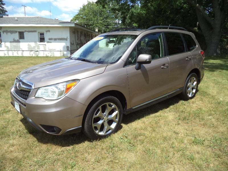 2015 SUBARU Forester