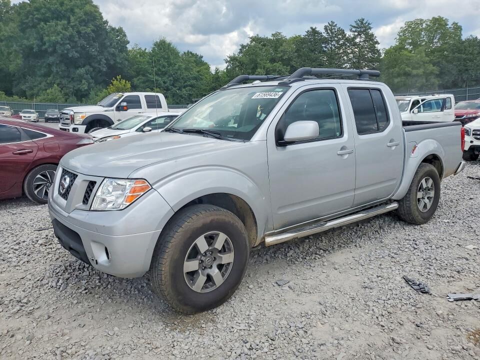 2012 NISSAN Frontier