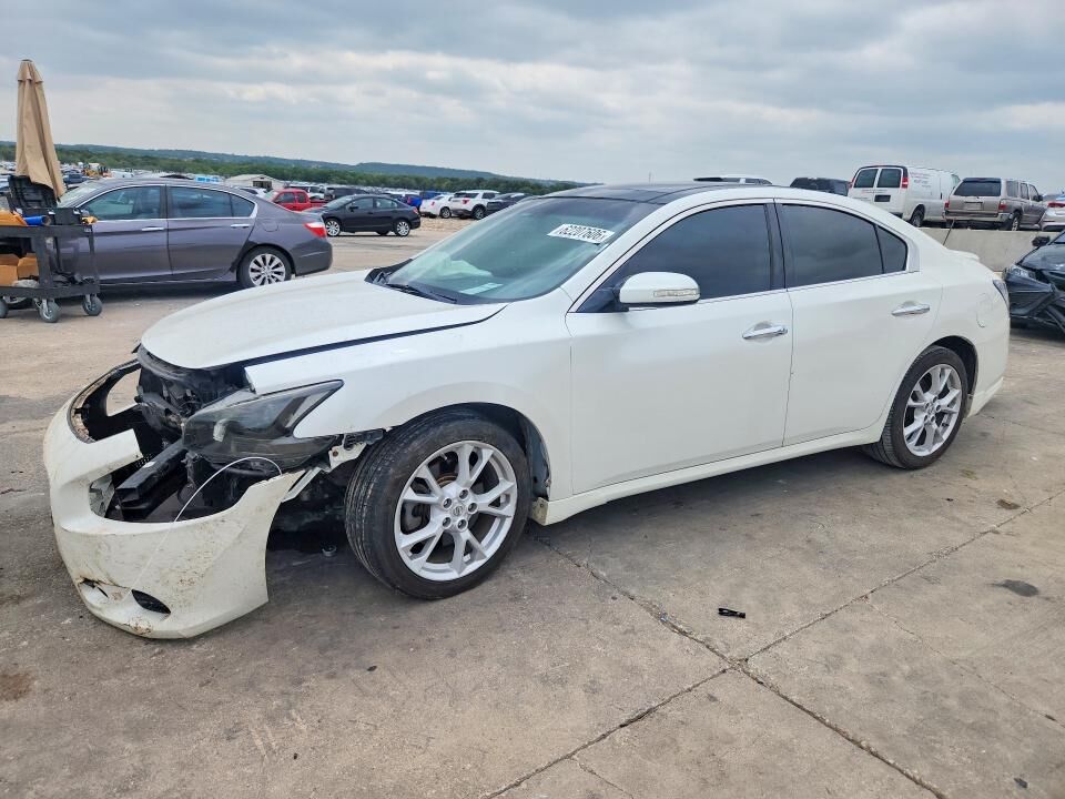 2014 NISSAN Maxima