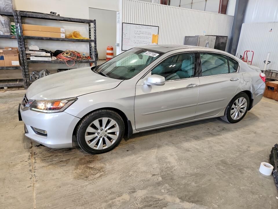2013 HONDA Accord