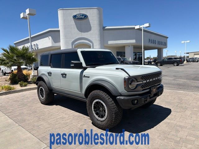 2023 FORD Bronco