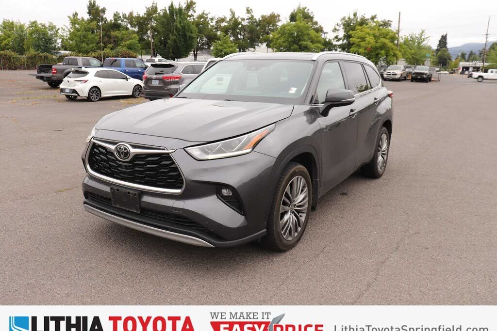 2021 TOYOTA Highlander