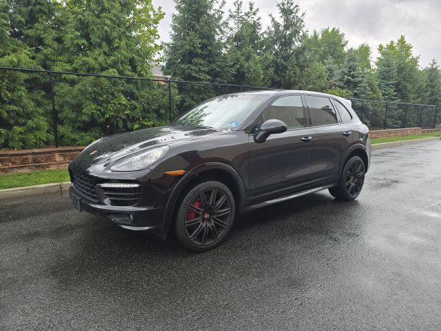 2014 PORSCHE Cayenne