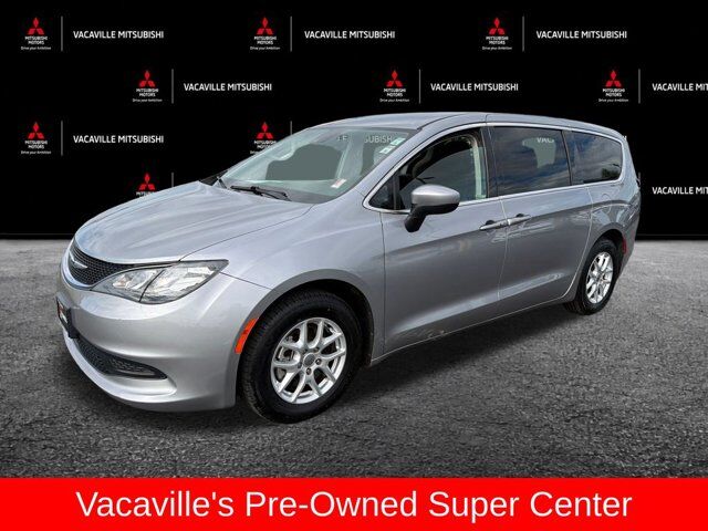 2021 CHRYSLER Voyager
