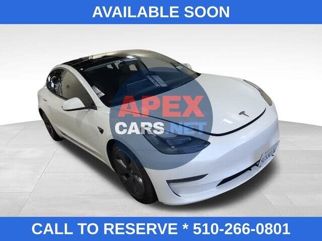 2022 TESLA Model 3