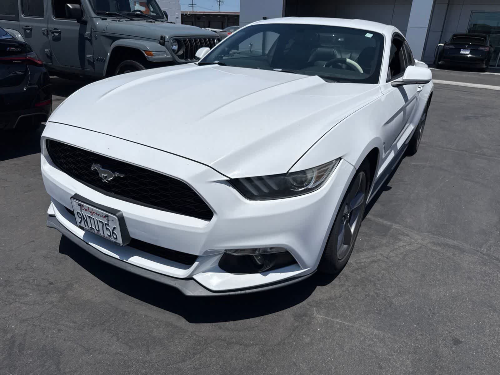2017 FORD Mustang