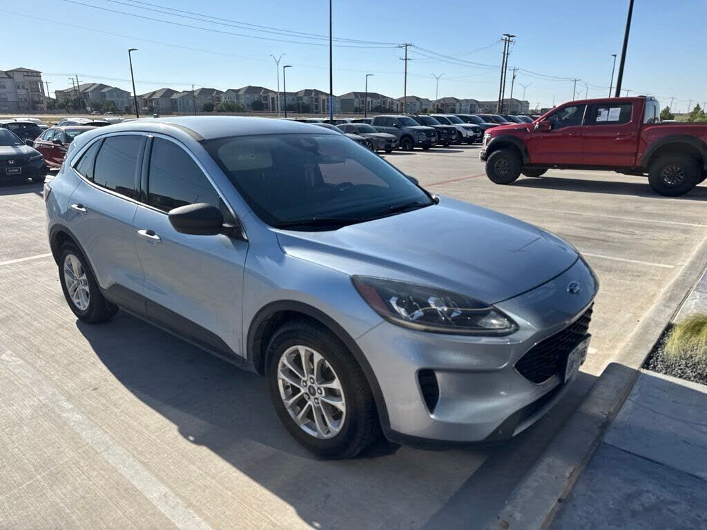 2022 FORD Escape