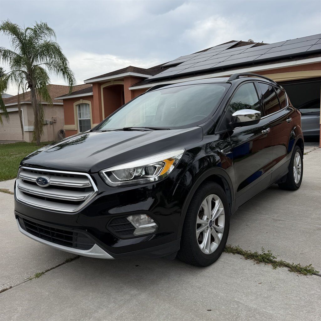 2017 FORD Escape