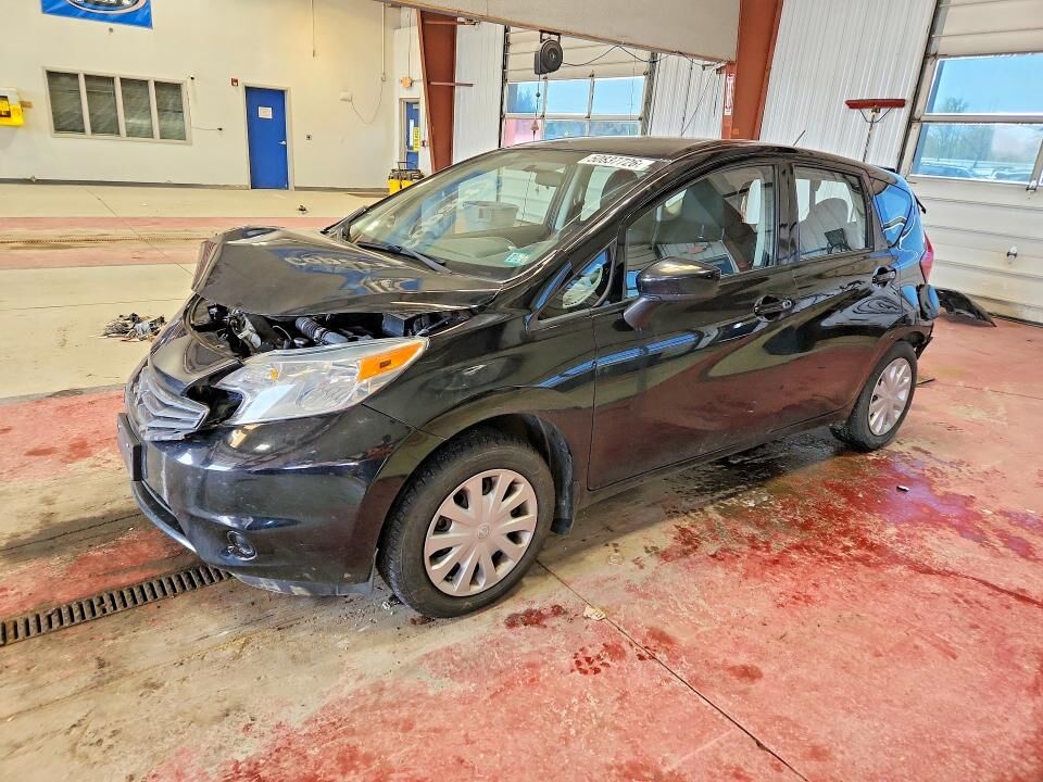 2016 NISSAN Versa