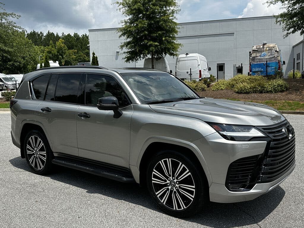 2024 LEXUS LX
