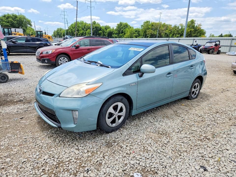 2013 TOYOTA PRIUS