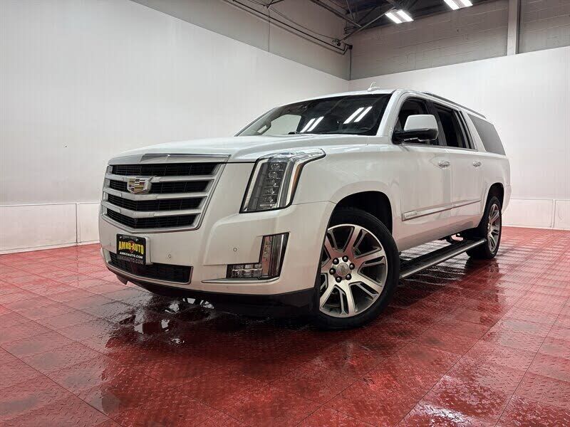 2016 CADILLAC Escalade