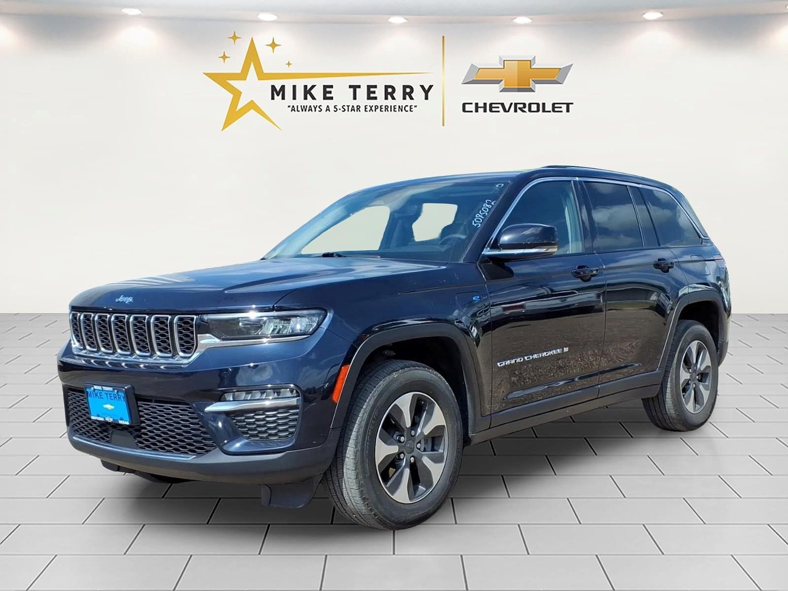 2022 JEEP Grand Cherokee