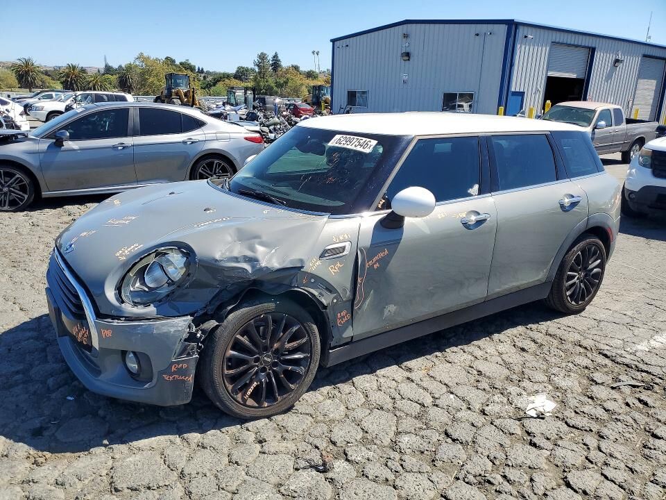 2017 MINI Clubman