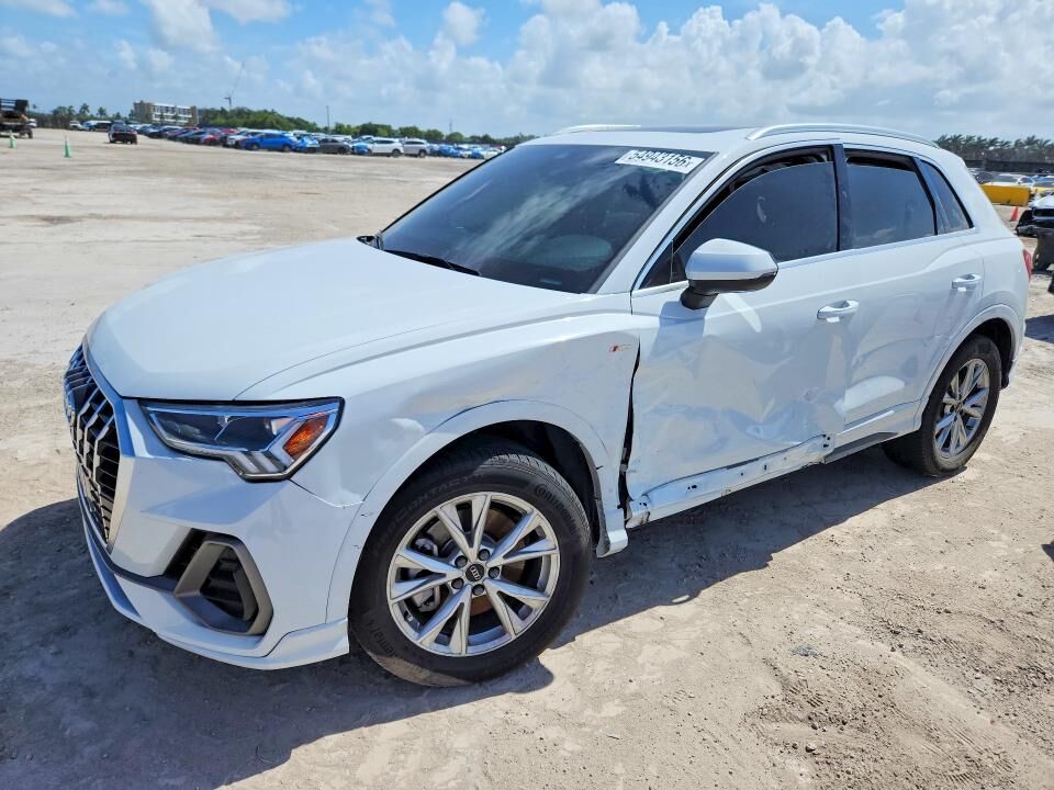 2024 AUDI Q3