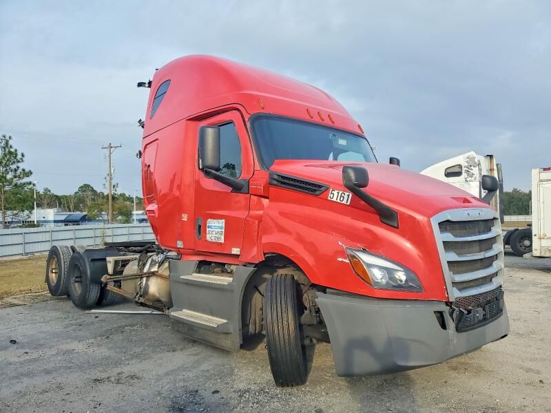 2020 FREIGHTLINER New Cascadia 126" Sleepercab