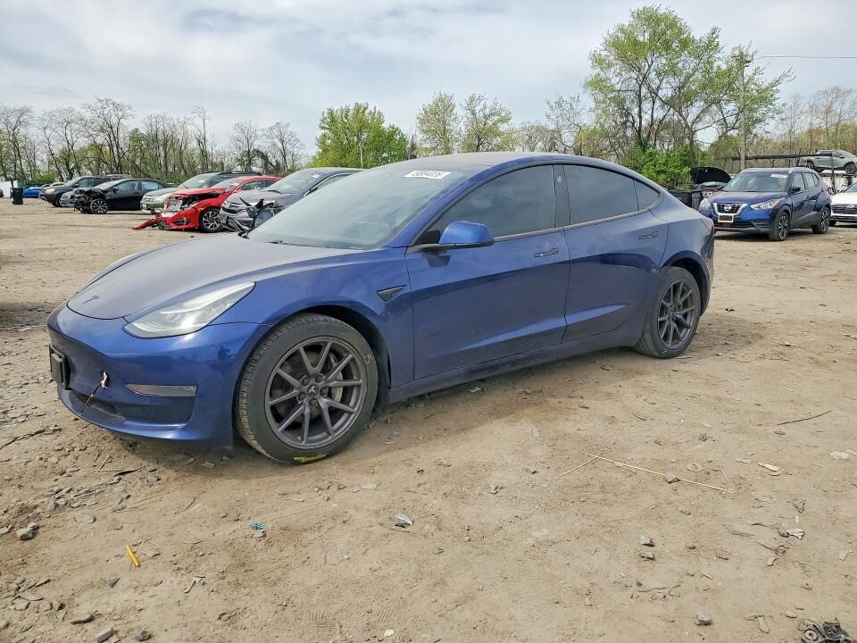 2018 TESLA Model 3