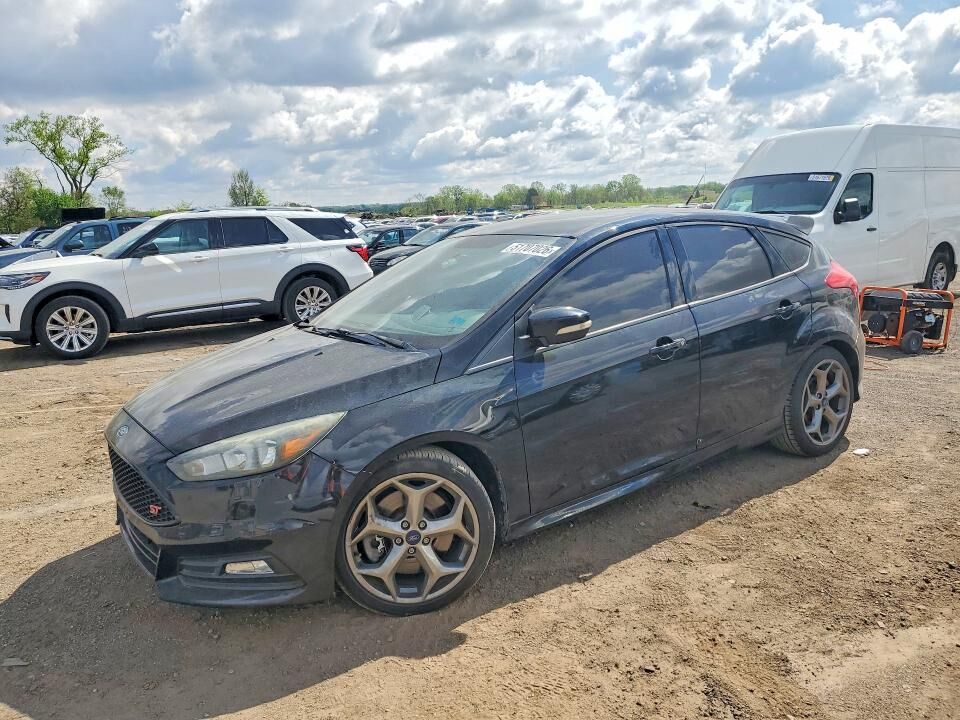 2017 FORD Focus
