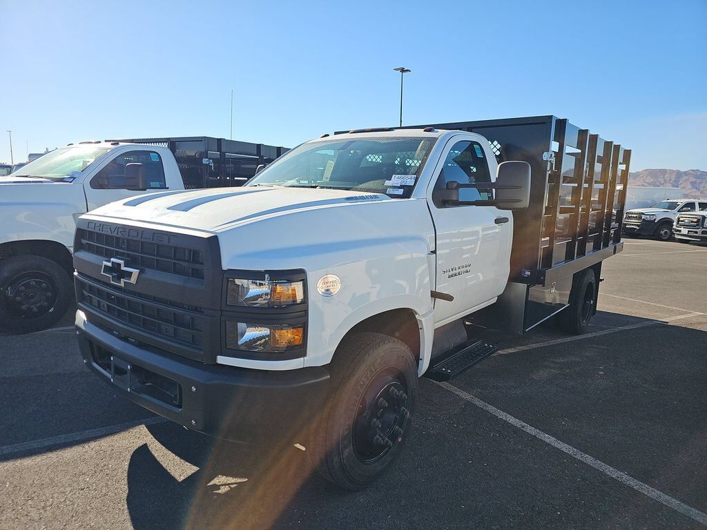2023 GMC Silverado Medium Duty