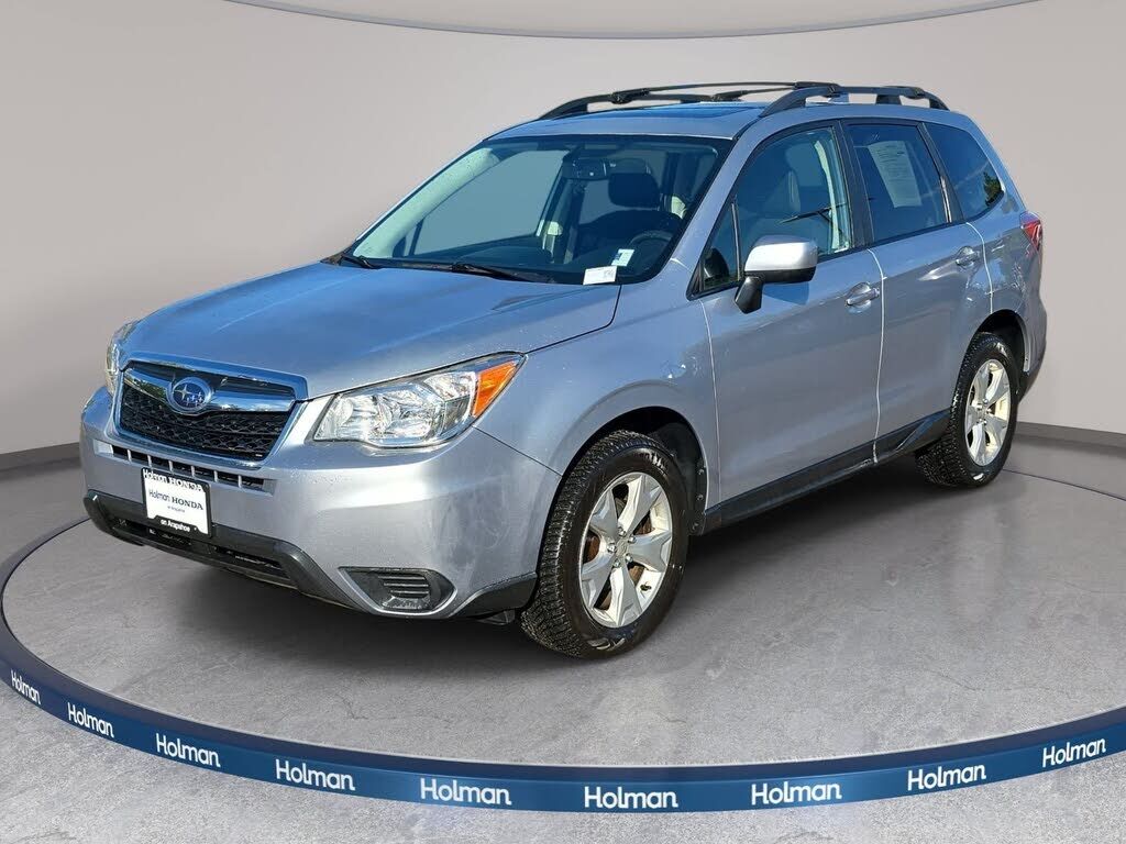 2016 SUBARU Forester