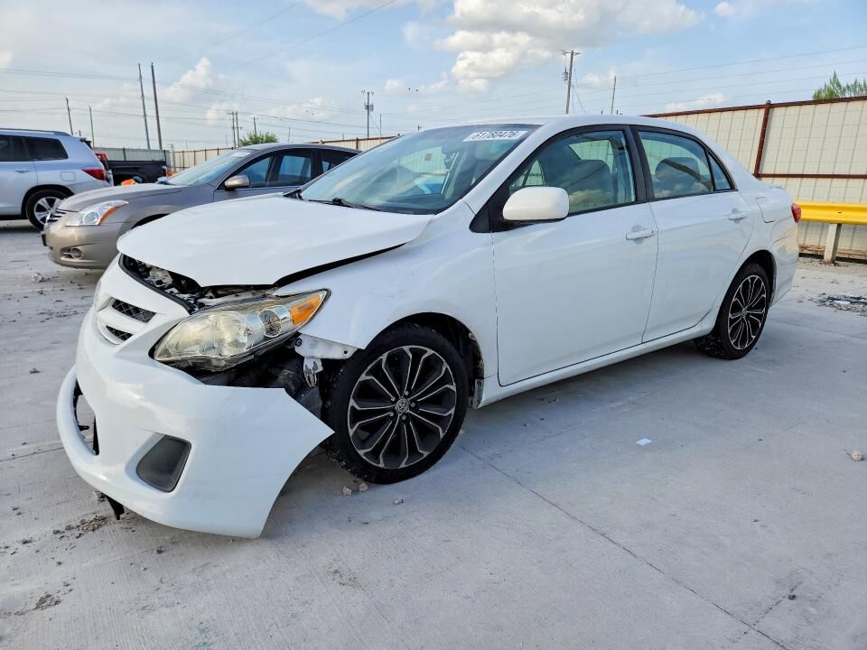 2011 TOYOTA Corolla