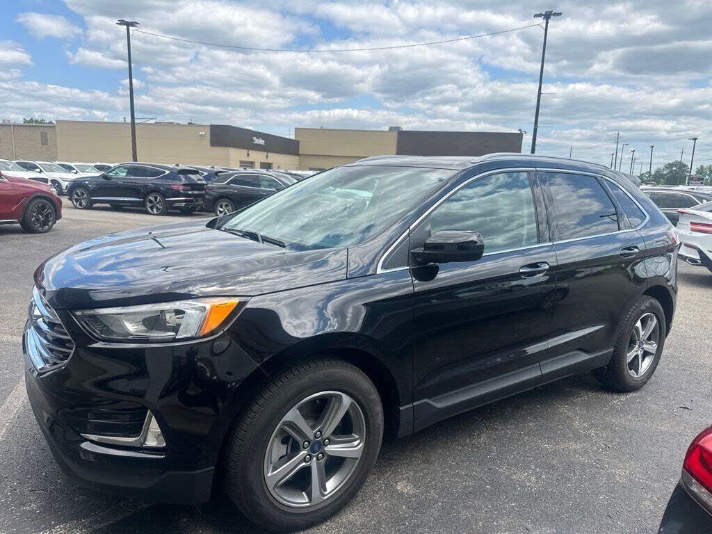 2021 FORD Edge