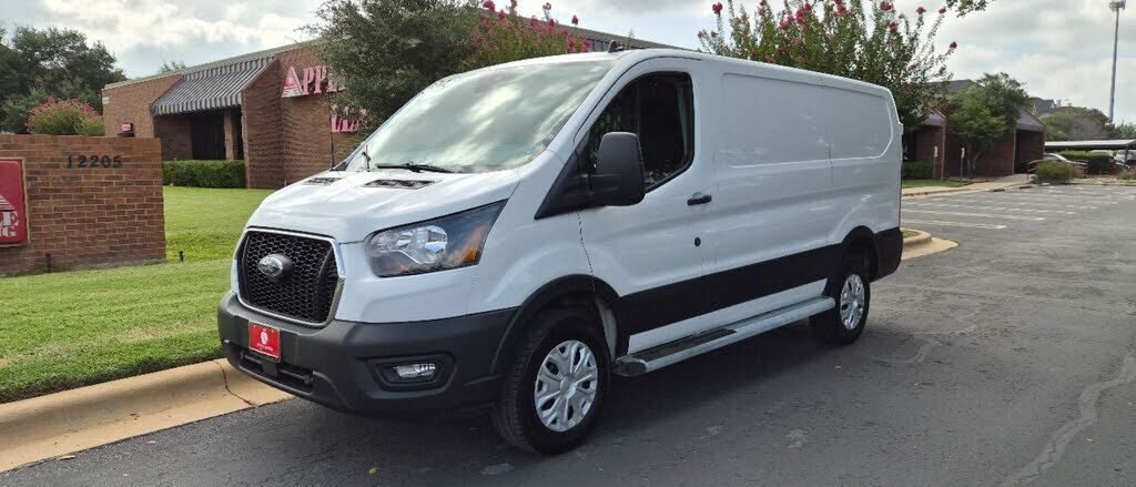 2025 FORD Transit