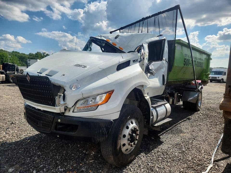 2023 INTERNATIONAL MV607