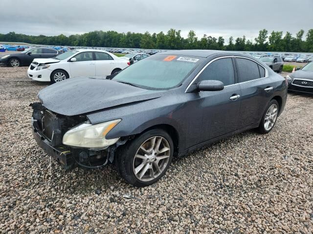 2011 NISSAN Maxima