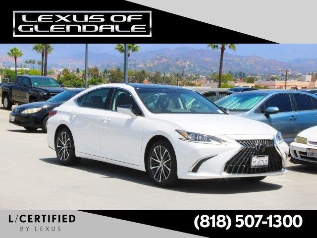 2025 LEXUS ES