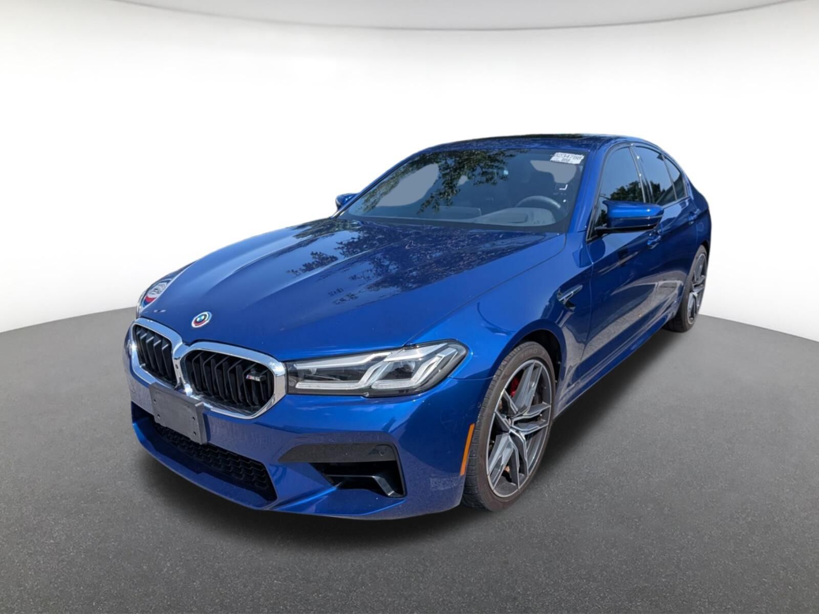 2023 BMW M5