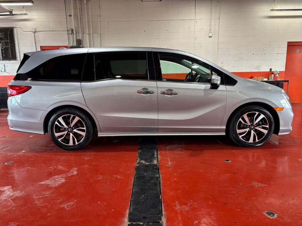 2019 HONDA Odyssey