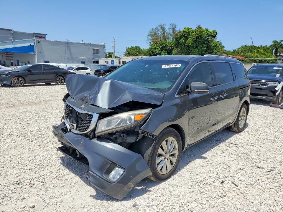 2016 KIA Sedona