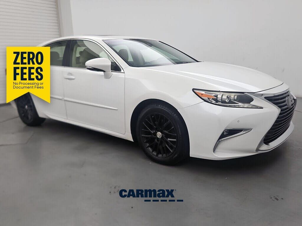 2016 LEXUS ES