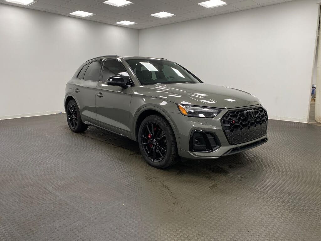 2024 AUDI SQ5