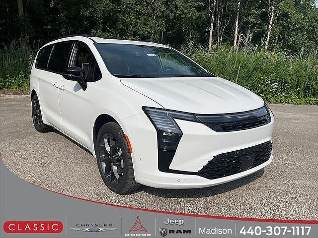 2027 CHRYSLER Pacifica