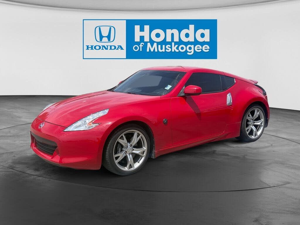 2011 NISSAN 370Z