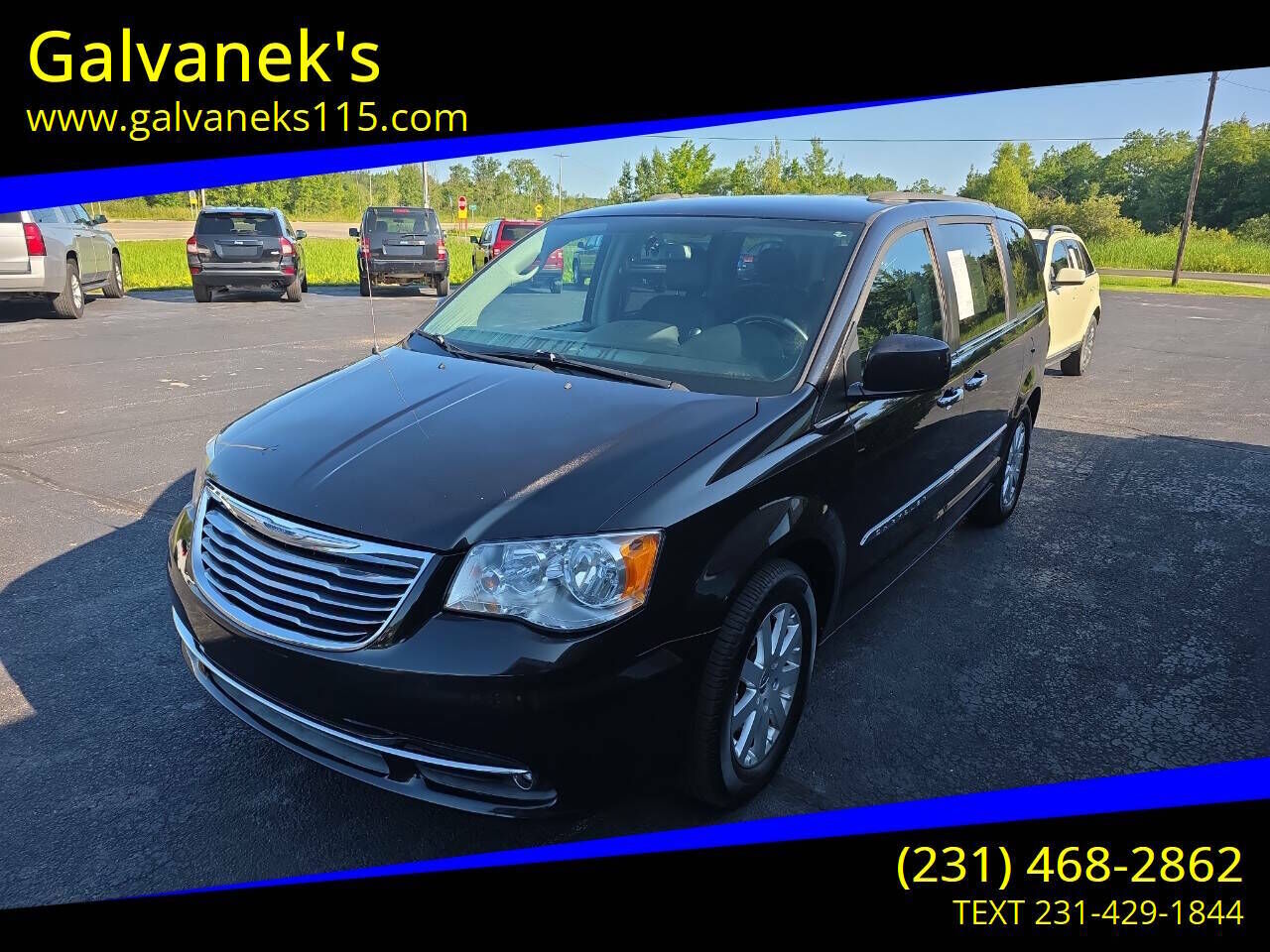 2015 CHRYSLER Town and Country
