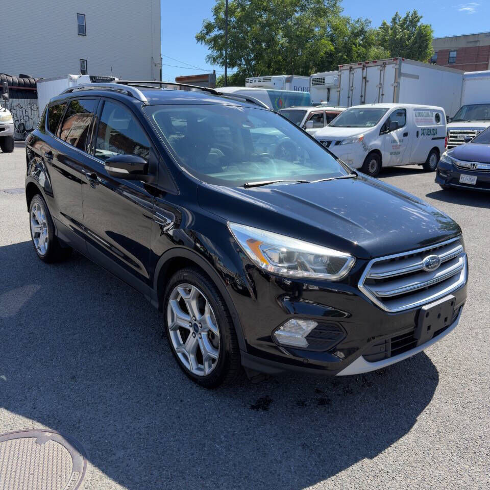 2017 FORD Escape