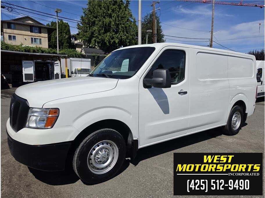 2018 NISSAN NV