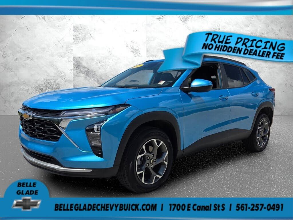 2025 CHEVROLET Trax